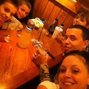 Meet your Posher, Ray